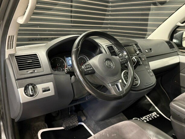 volkswagen-multivan-diesel-2013-big-9