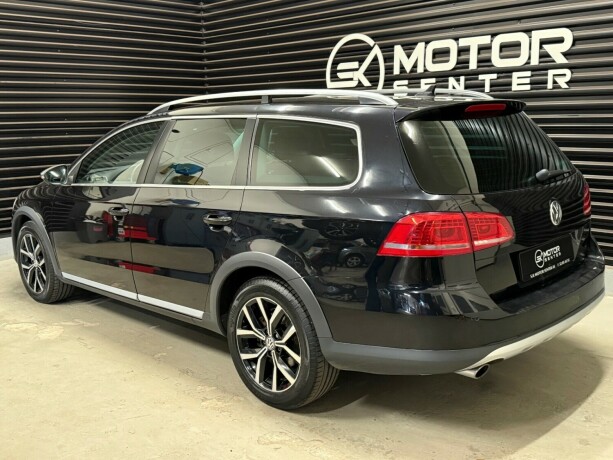 volkswagen-passat-alltrack-diesel-2012-big-1