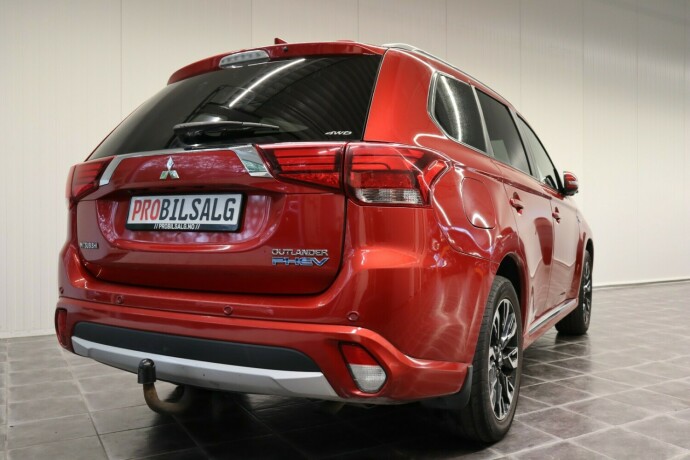 mitsubishi-outlander-elektrisitetbensin-2016-big-10