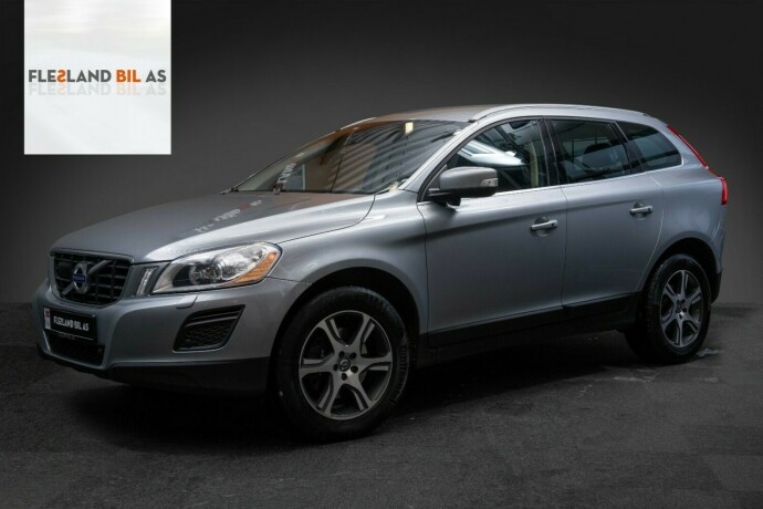 volvo-xc-60-diesel-2012-big-0