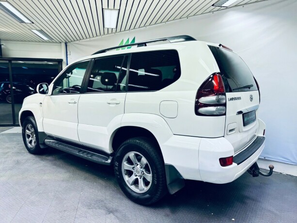 toyota-land-cruiser-diesel-2008-big-5