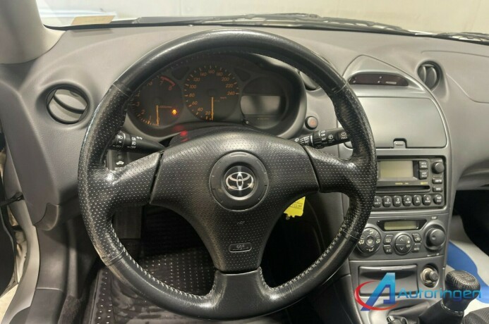 toyota-celica-bensin-2005-big-10