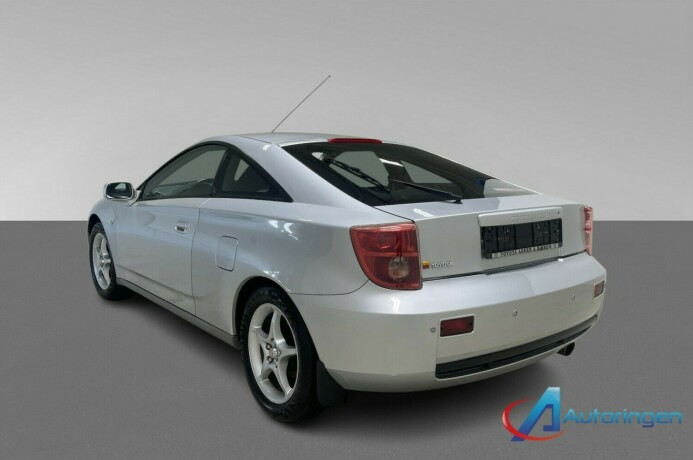 toyota-celica-bensin-2005-big-3