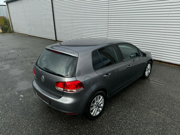 volkswagen-golf-bensin-2012-big-7