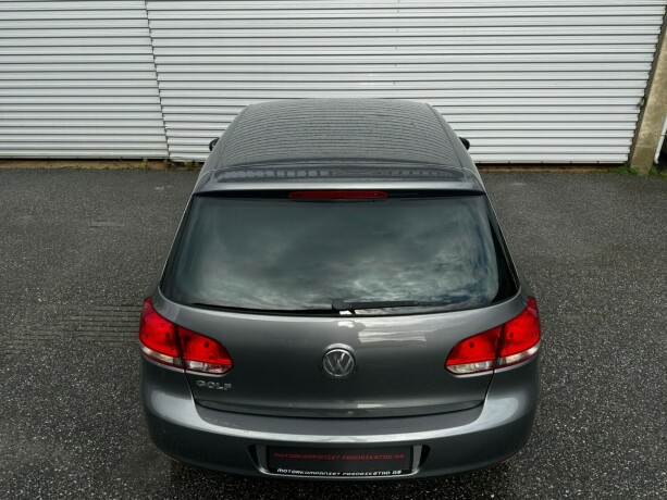 volkswagen-golf-bensin-2012-big-11