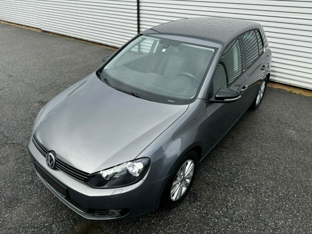 volkswagen-golf-bensin-2012-big-5