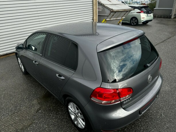 volkswagen-golf-bensin-2012-big-6