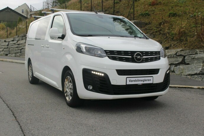 opel-vivaro-diesel-2020-big-0