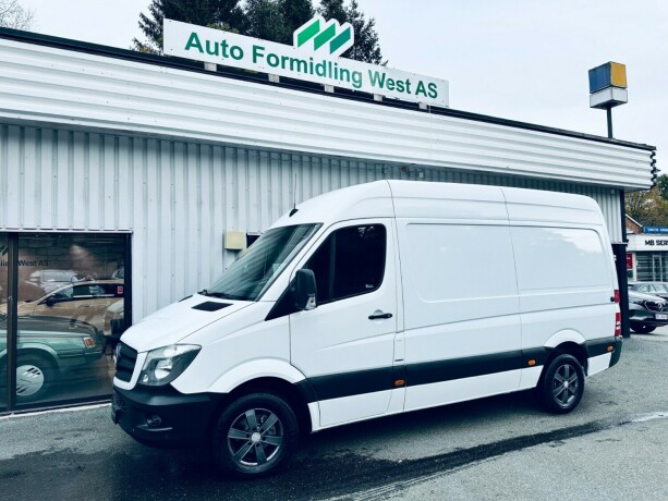 mercedes-benz-sprinter-diesel-2016-big-0