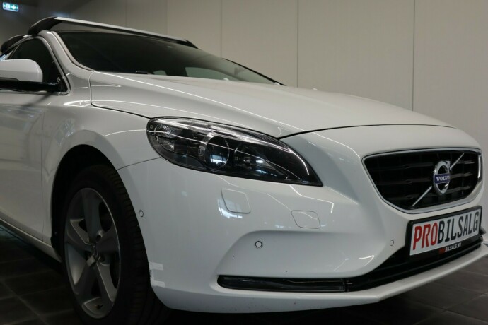 volvo-v40-diesel-2013-big-6