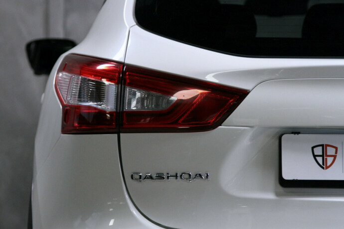 nissan-qashqai-diesel-2015-big-28