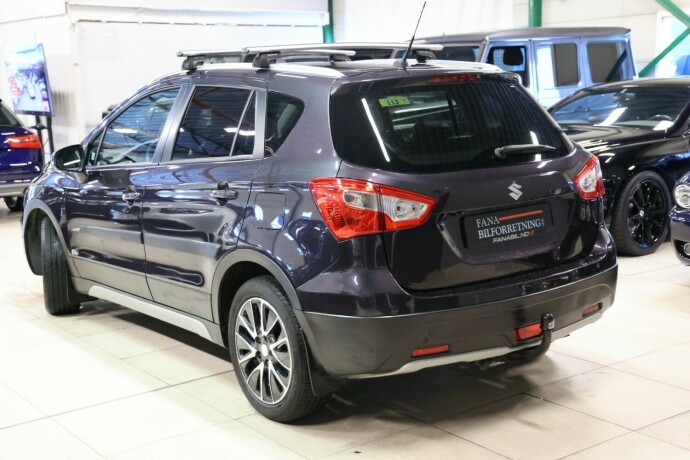 suzuki-sx4-s-cross-bensin-2014-big-1