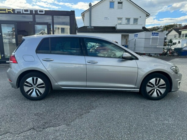 volkswagen-golf-elektrisitet-2020-big-3