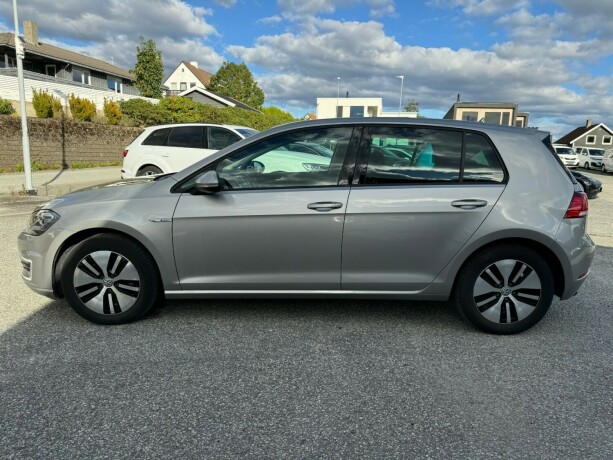 volkswagen-golf-elektrisitet-2020-big-6