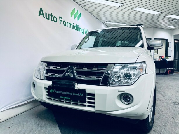 mitsubishi-pajero-diesel-2014-big-2