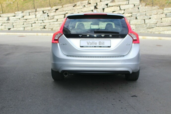 volvo-v60-diesel-2014-big-5