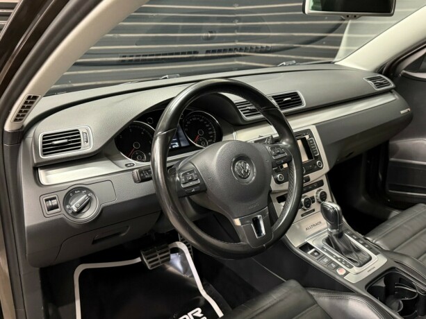 volkswagen-passat-alltrack-diesel-2014-big-11