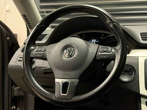 volkswagen-passat-alltrack-diesel-2014-big-13