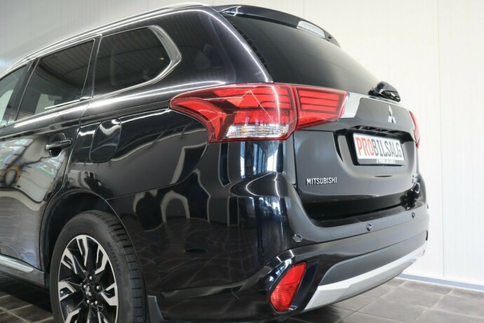 mitsubishi-outlander-elektrisitetbensin-2016-big-4