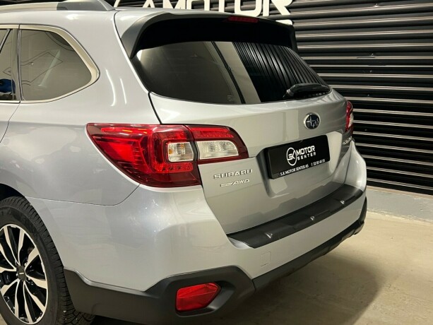 subaru-outback-bensin-2016-big-6