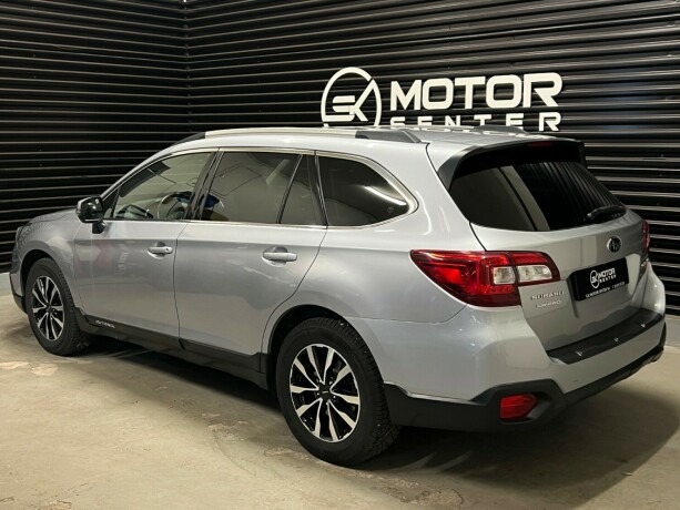 subaru-outback-bensin-2016-big-1