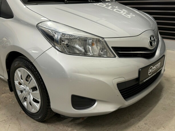 toyota-yaris-bensin-2012-big-2