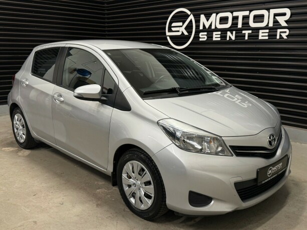 toyota-yaris-bensin-2012-big-0