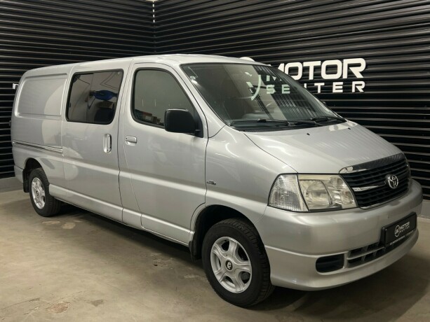 toyota-hiace-diesel-2008-big-0