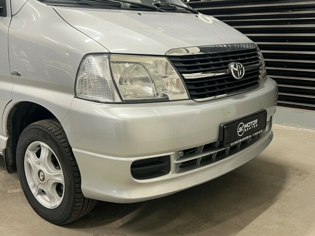 toyota-hiace-diesel-2008-big-2