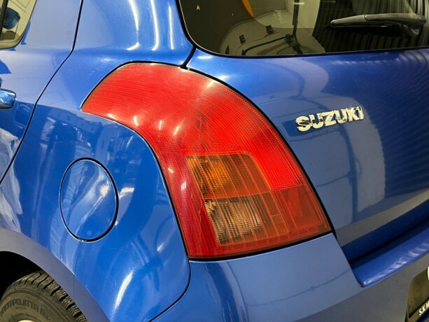 suzuki-swift-bensin-2006-big-5