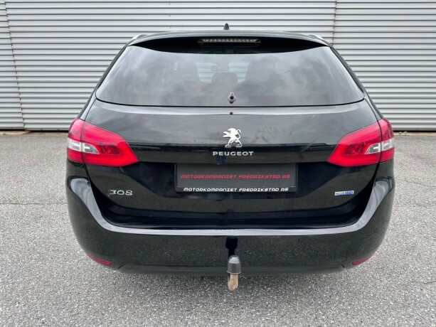 peugeot-308-diesel-2014-big-10