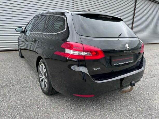 peugeot-308-diesel-2014-big-2