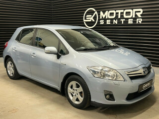 Toyota | Auris | Elektrisitet+bensin | 2011