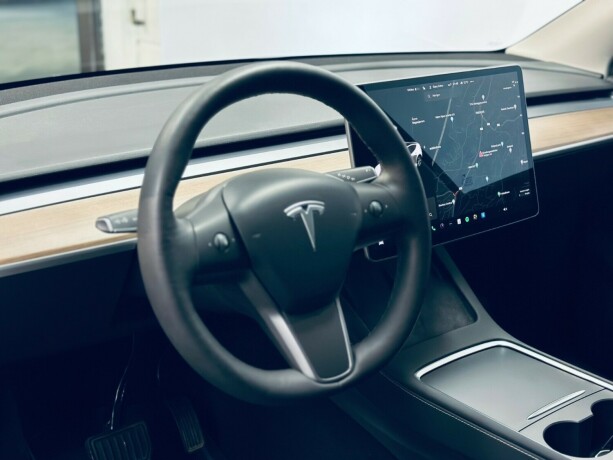 tesla-model-y-elektrisitet-2021-big-8