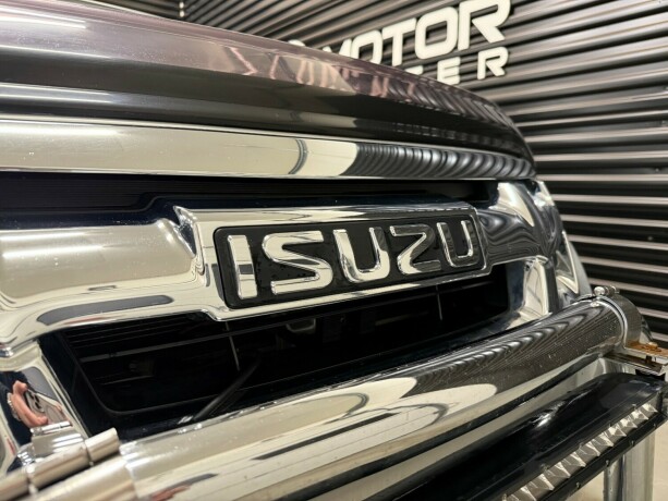 isuzu-d-max-diesel-2015-big-3