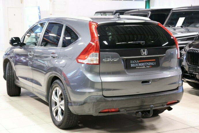 honda-cr-v-bensin-2013-big-1