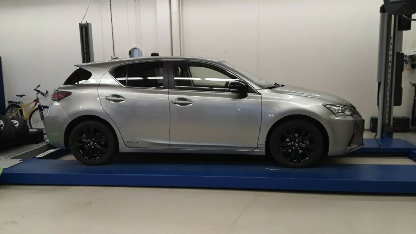 lexus-ct200h-elektrisitetbensin-2016-big-6