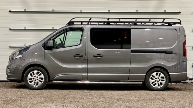 opel-vivaro-diesel-2015-big-5