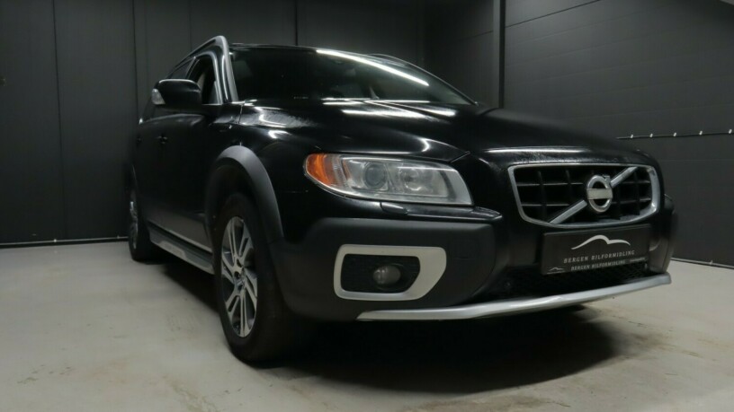 volvo-xc-70-diesel-2012-big-0