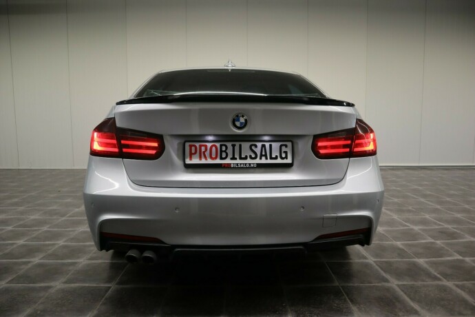 bmw-3-serie-diesel-2012-big-11