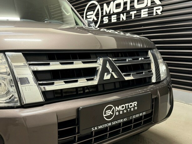 mitsubishi-pajero-diesel-2013-big-4