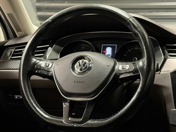 volkswagen-passat-diesel-2015-big-11