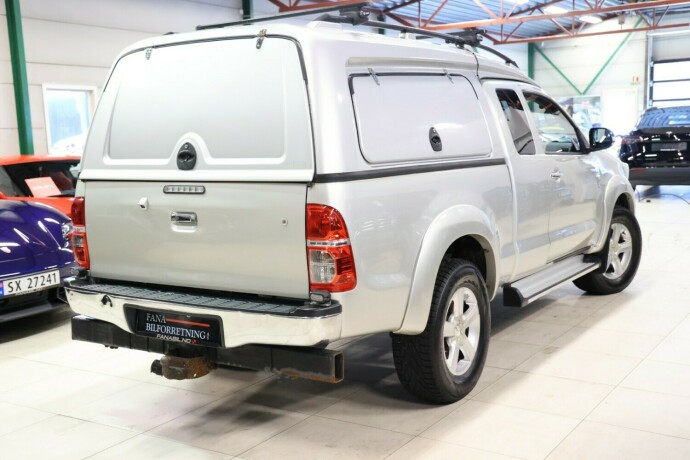 toyota-hilux-diesel-2014-big-2