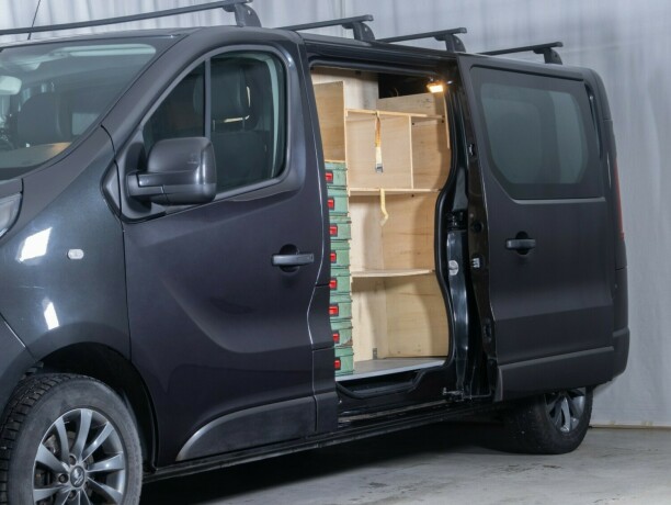 opel-vivaro-diesel-2018-big-1