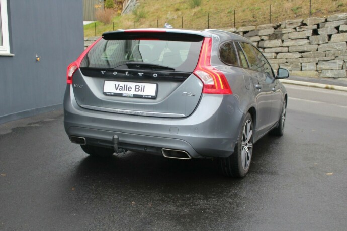 volvo-v60-elektrisitetdiesel-2017-big-4