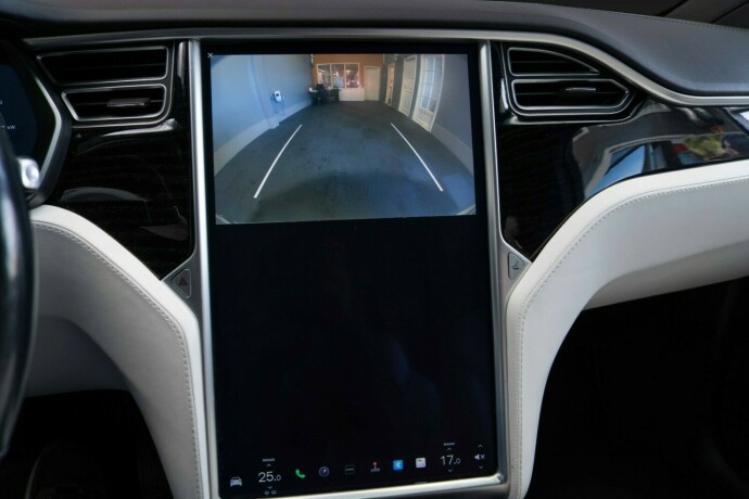 tesla-model-x-elektrisitet-2016-big-17