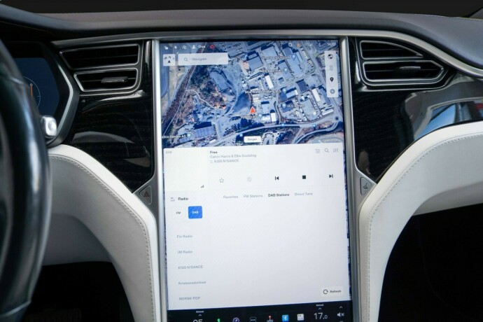 tesla-model-x-elektrisitet-2016-big-16