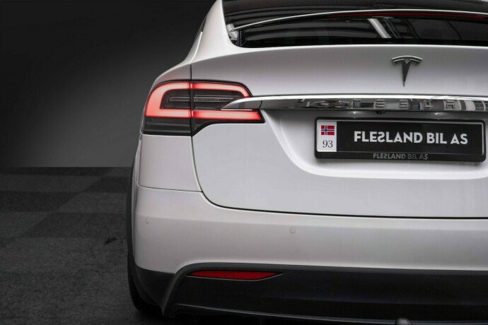 tesla-model-x-elektrisitet-2016-big-10