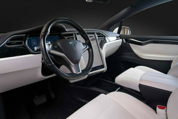 tesla-model-x-elektrisitet-2016-big-25