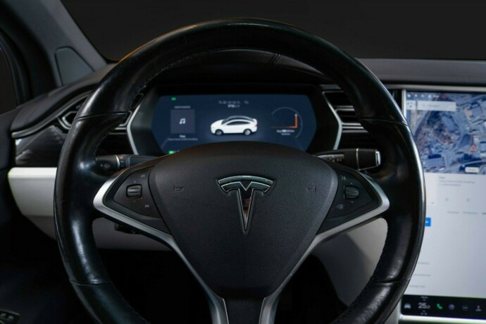 tesla-model-x-elektrisitet-2016-big-11